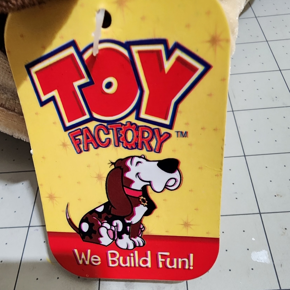 Toy factory brown and tan wrinkle puppy - Picture 7 of 9